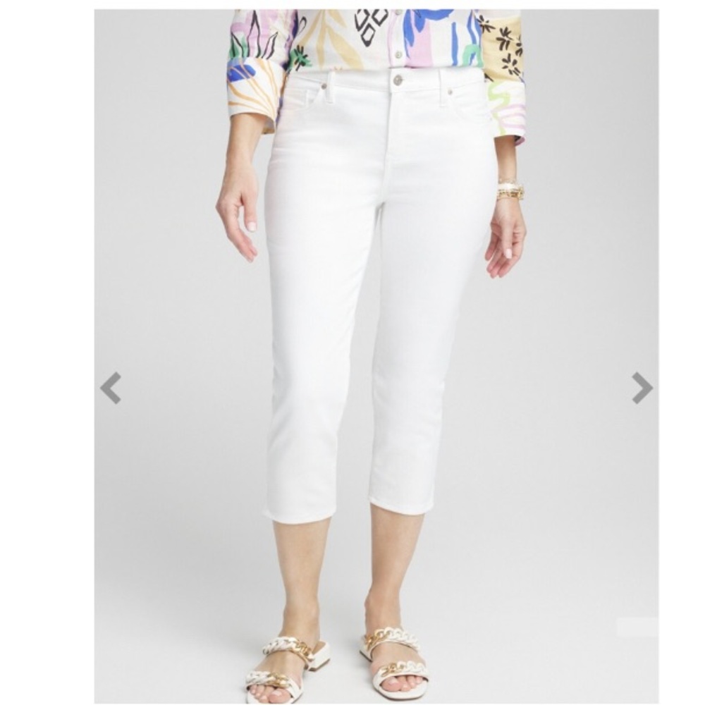 Chicos White Denim Capris  , Size 3 ( XL size 16)